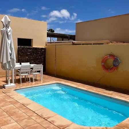 Anahi Homes Corralejo- Bicacarera 3 *