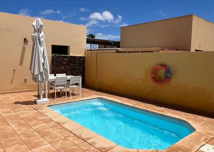 Anahi Homes Corralejo- Bicacarera 3 *